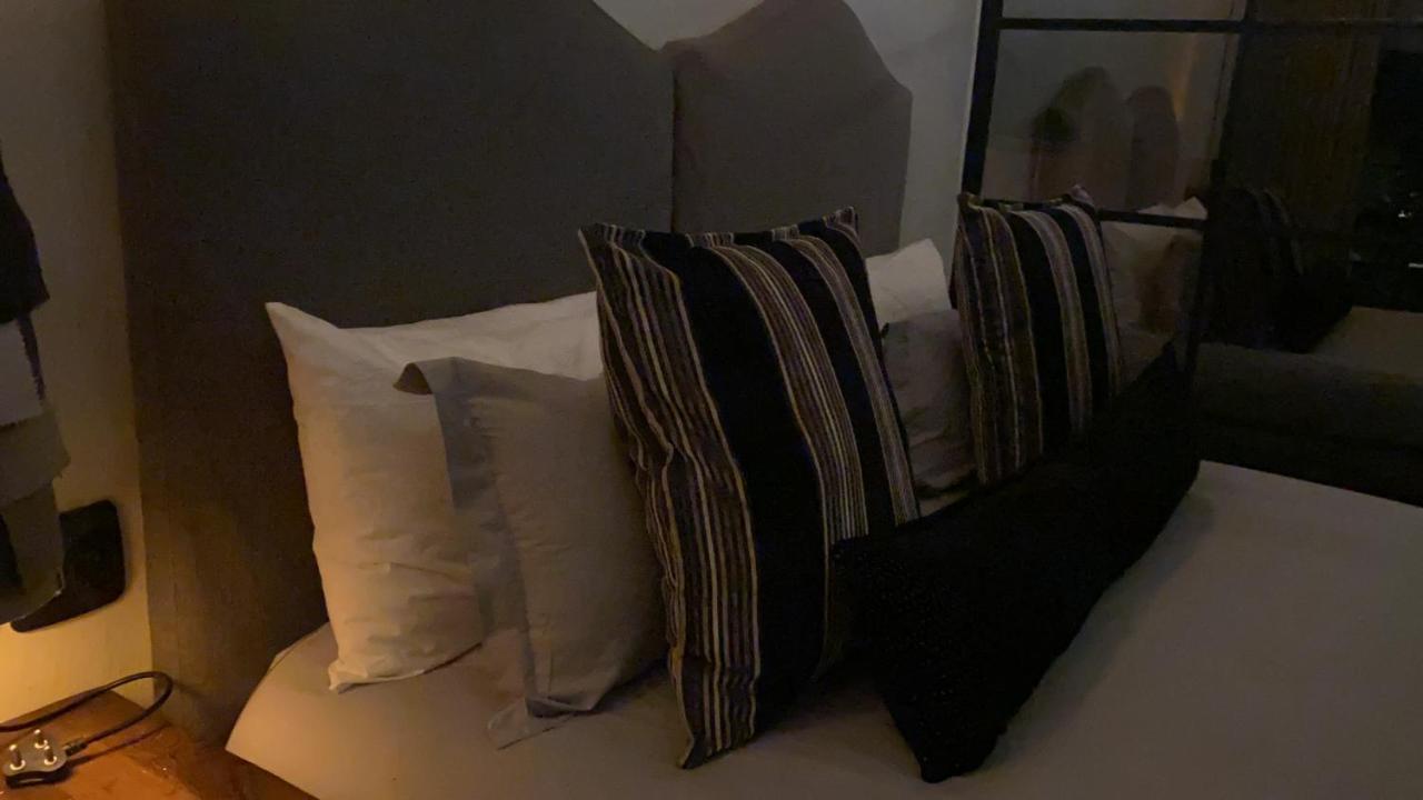 Four20 Bespoke Hotel Γιοχάνεσμπουργκ Εξωτερικό φωτογραφία